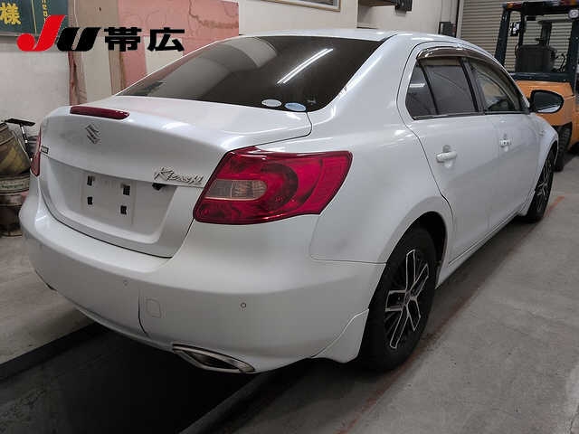 SUZUKI KIZASHI