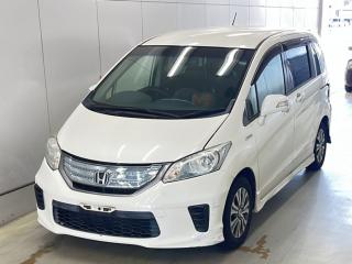 HONDA FREED HYBRID