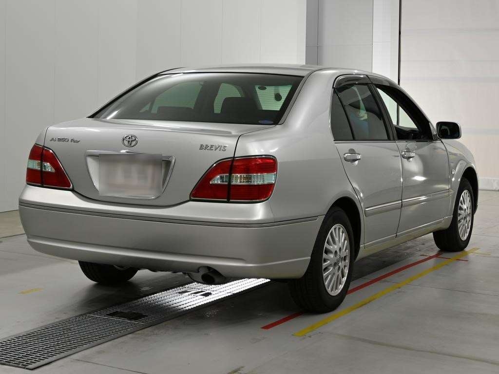 TOYOTA BREVIS
