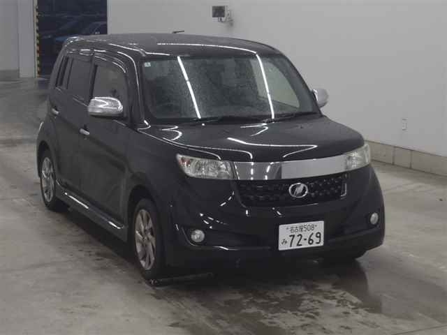 TOYOTA BB