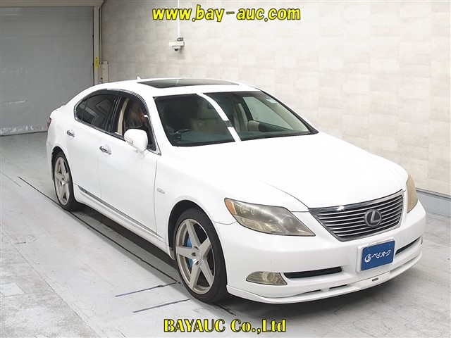 LEXUS LS