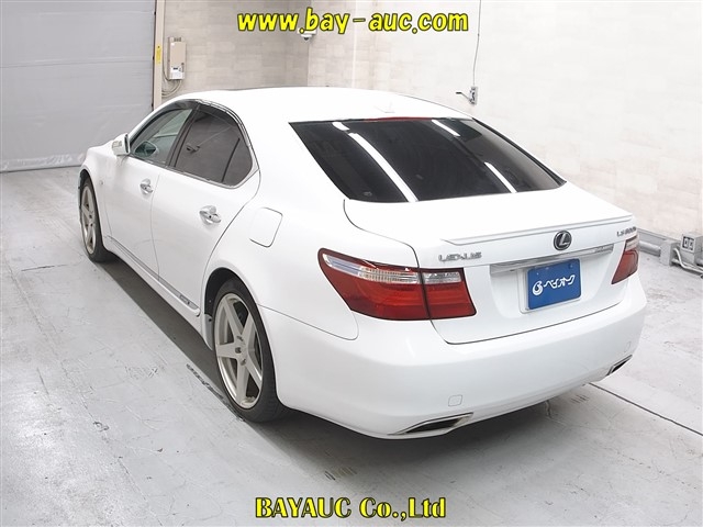 LEXUS LS