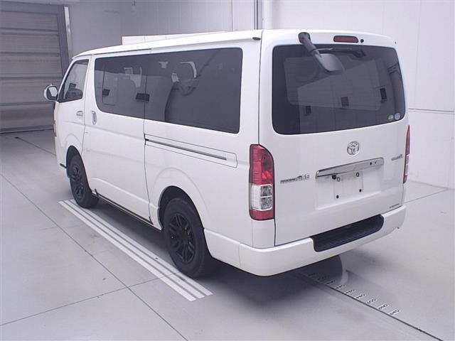 TOYOTA REGIUS ACE