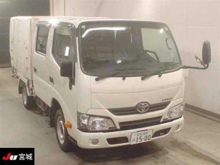 TOYOTA DYNA