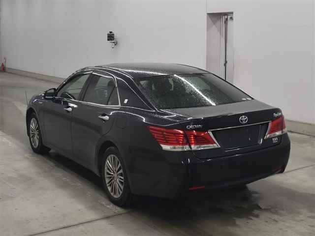 TOYOTA CROWN HYBRID