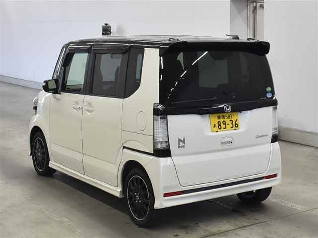 HONDA N BOX CUSTOM