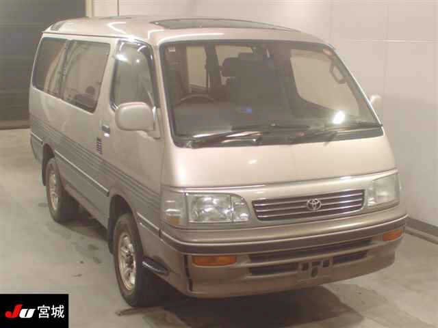 TOYOTA HIACE WAGON