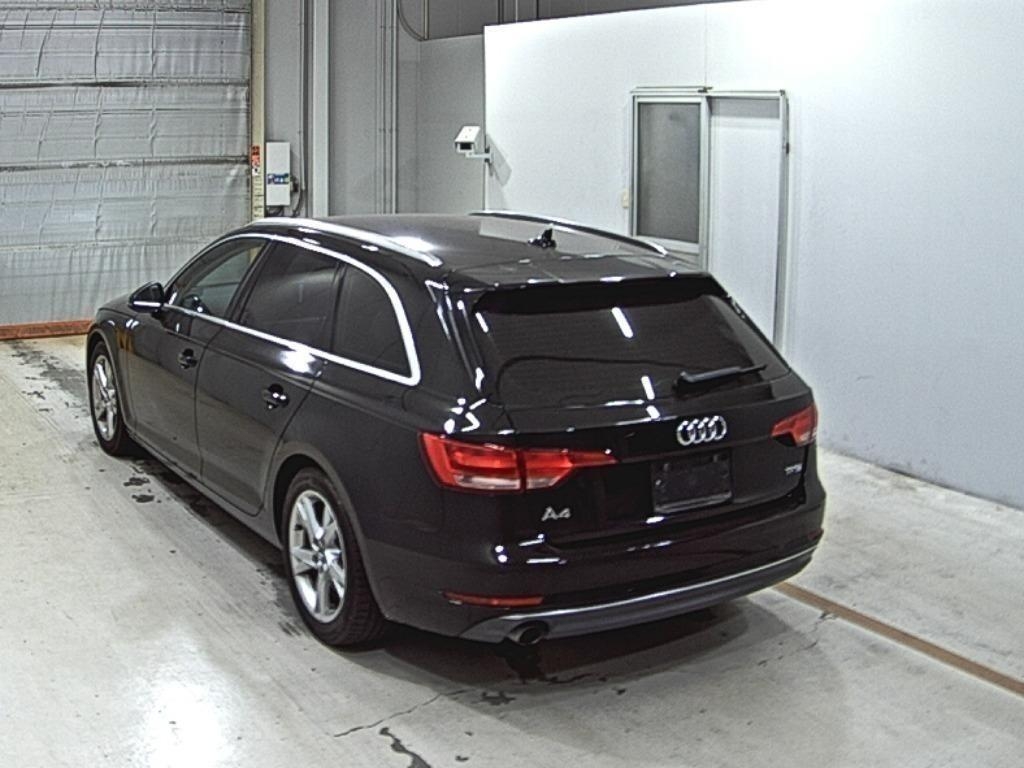 AUDI A4 AVANTE