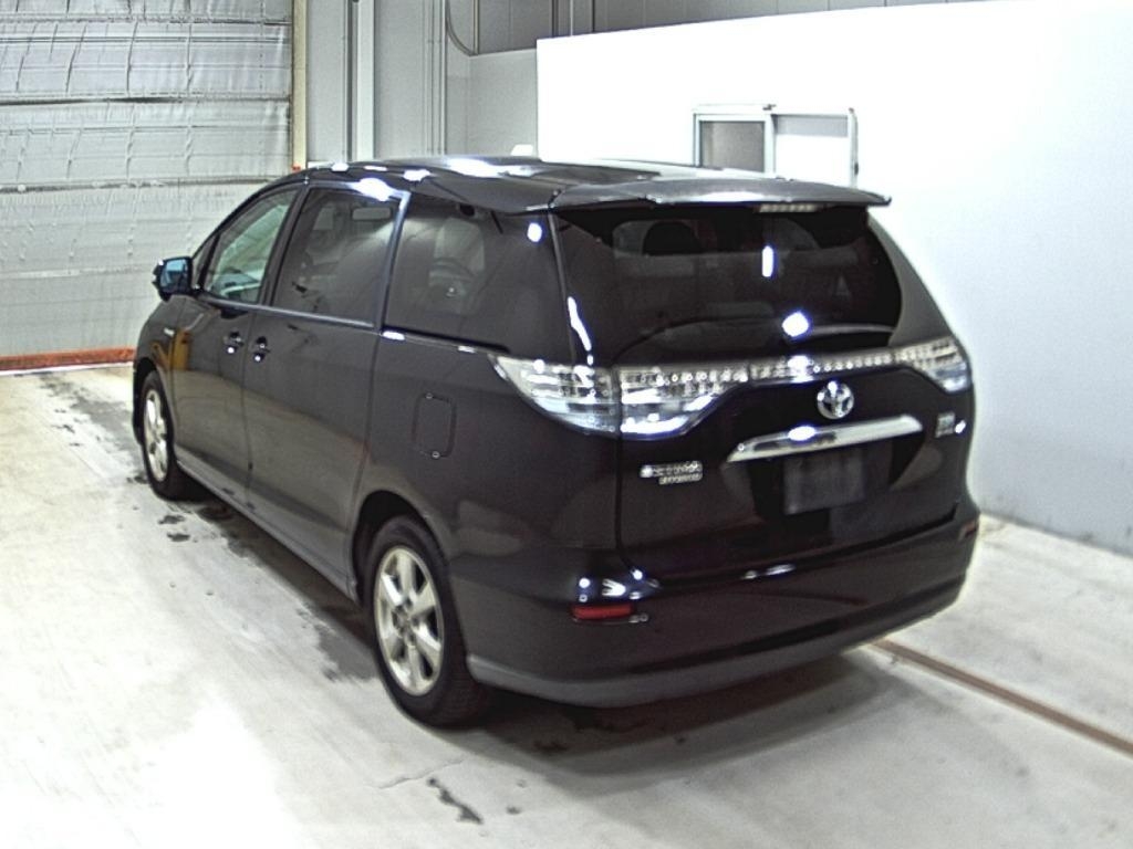 TOYOTA ESTIMA HYBRID
