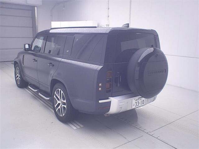 LAND ROVER DEFENDER