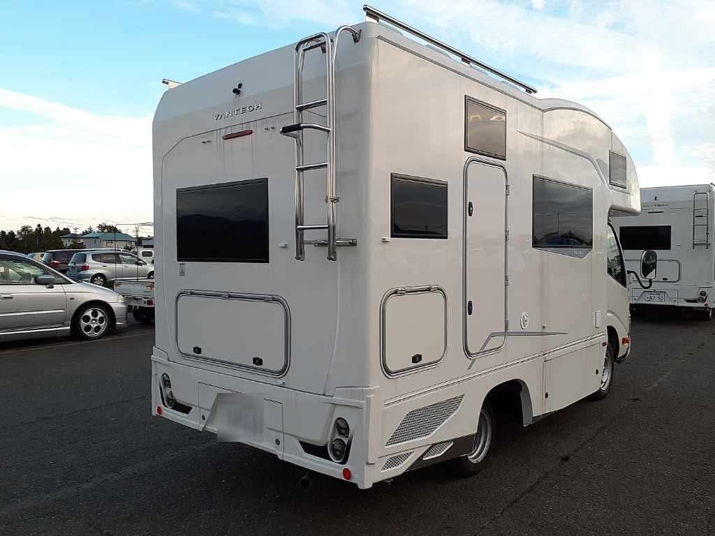 TOYOTA CAMROAD
