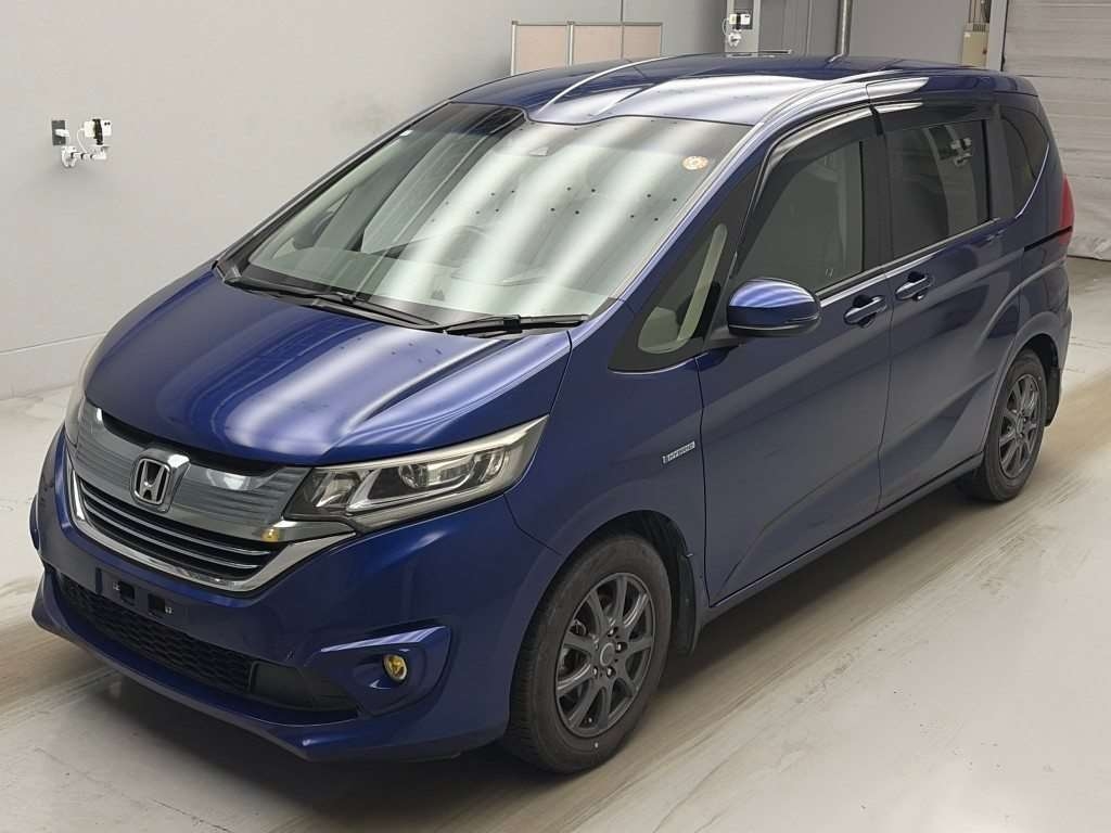 HONDA FREED + HYBRID