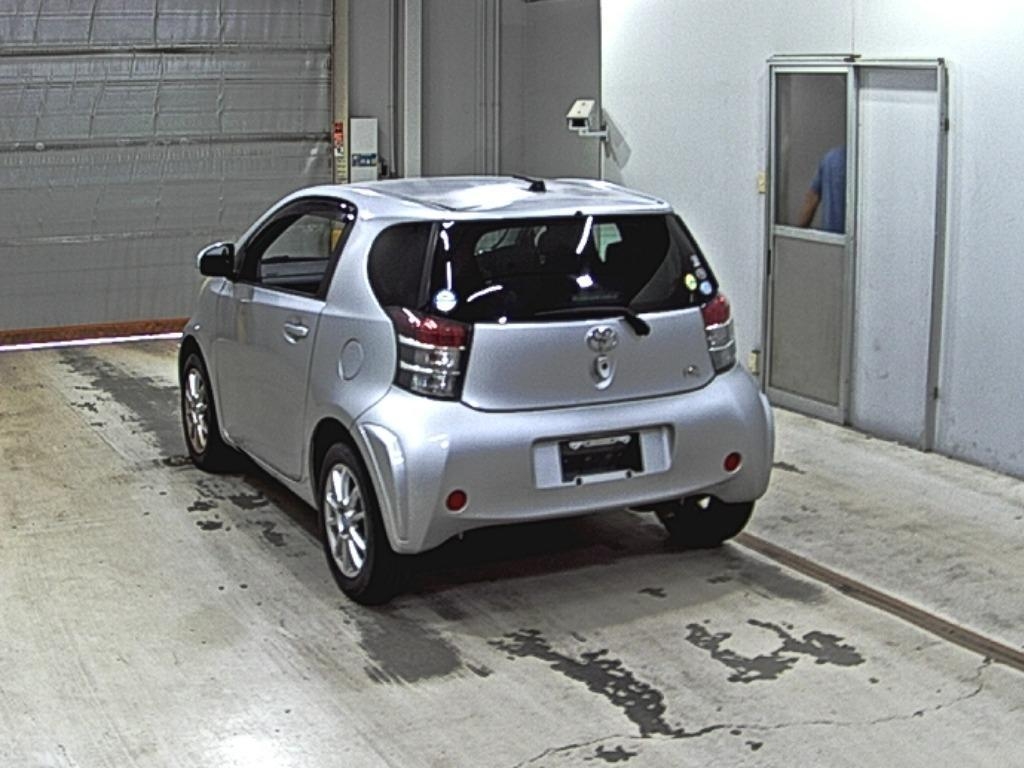 TOYOTA IQ