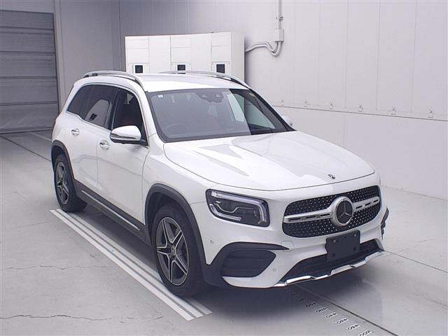 MERCEDES BENZ GLB