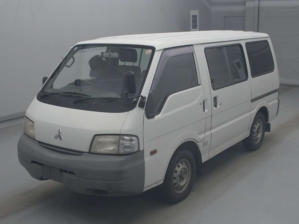 MITSUBISHI DELICA VAN
