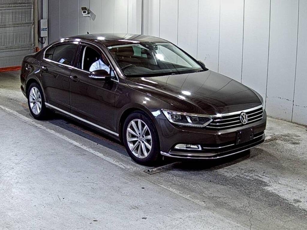 VOLKSWAGEN PASSAT