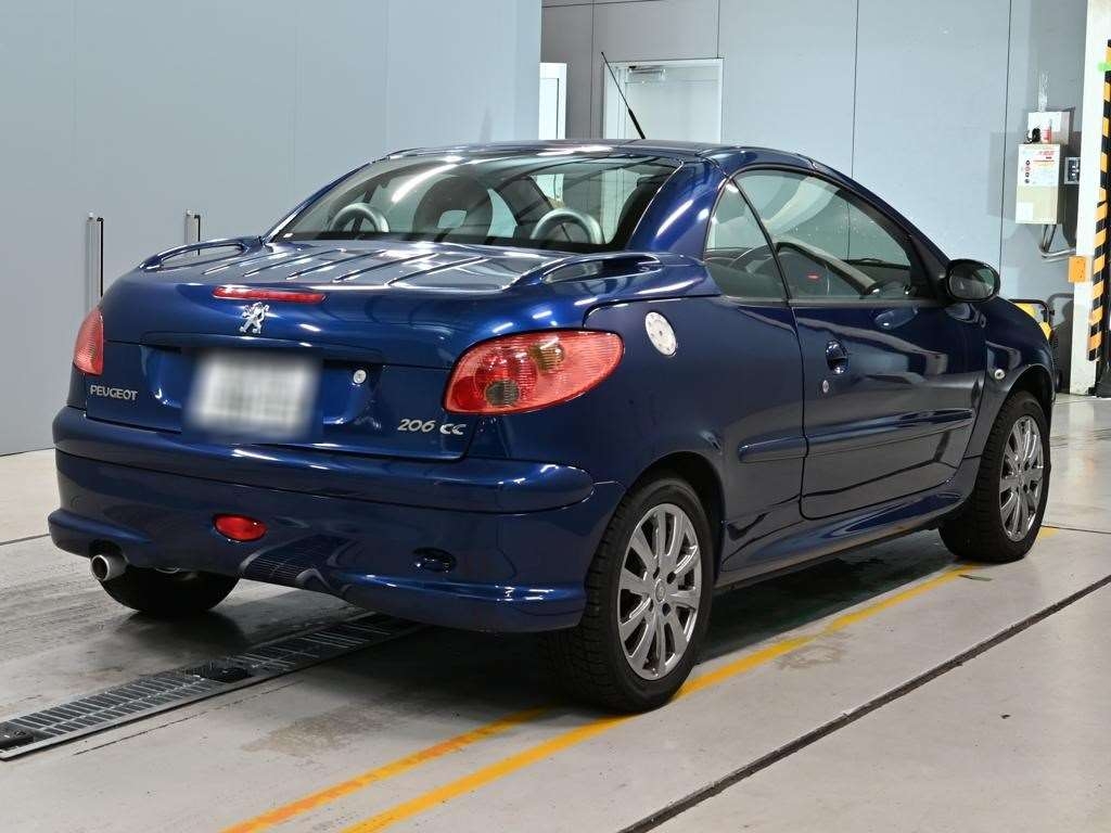 PEUGEOT 206