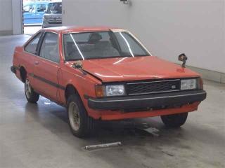 TOYOTA CARINA