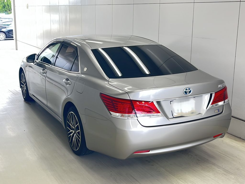 TOYOTA CROWN HYBRID