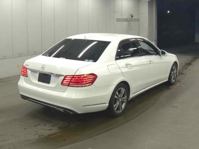 MERCEDES BENZ E CLASS