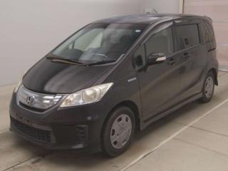 HONDA FREED HYBRID