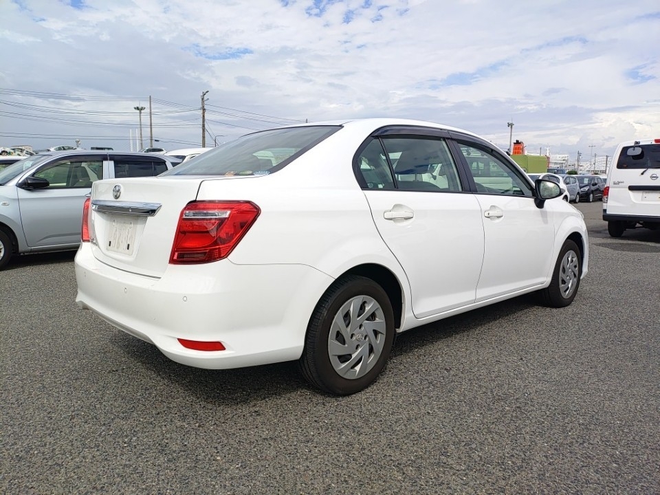 TOYOTA COROLLA AXIO
