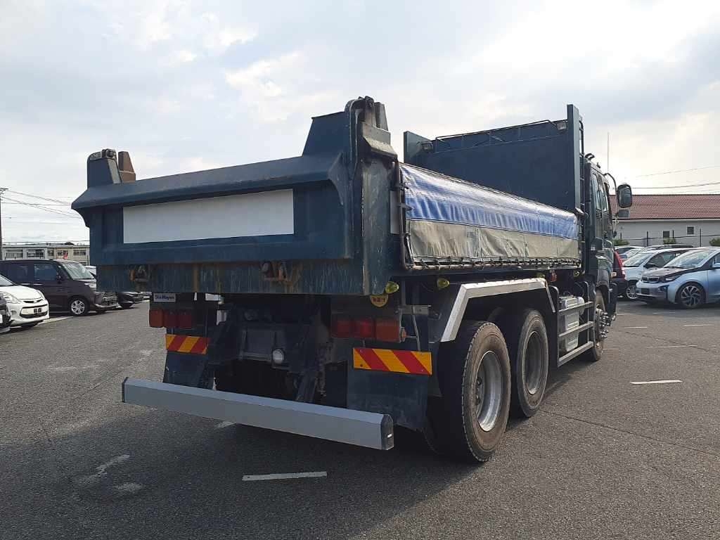 ISUZU GIGA