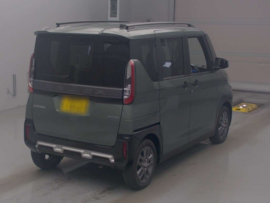 MITSUBISHI DELICA MINI