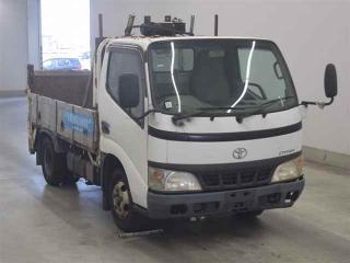 TOYOTA DYNA