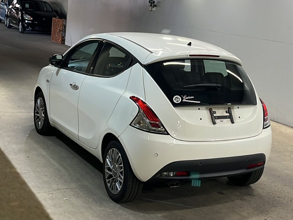 CHRYSLER YPSILON
