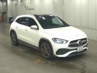 MERCEDES BENZ GLA