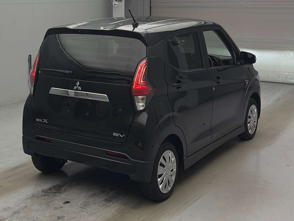 MITSUBISHI EK X EV