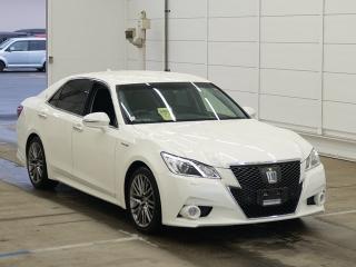 TOYOTA CROWN HYBRID