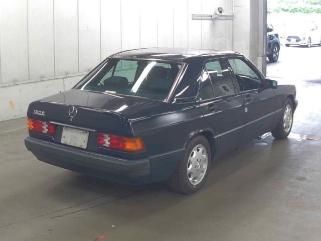 MERCEDES BENZ 190 CLASS