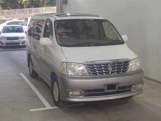 TOYOTA GRAND HIACE