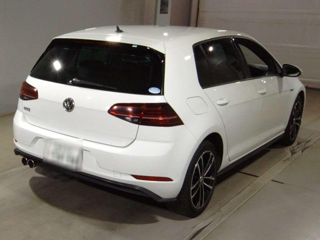 VOLKSWAGEN GOLF GTE