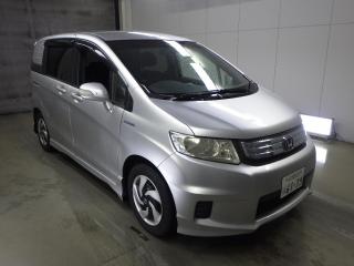 HONDA FREED SPIKE