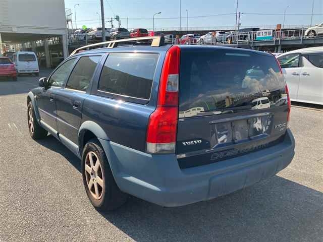 VOLVO CROSS COUNTRY