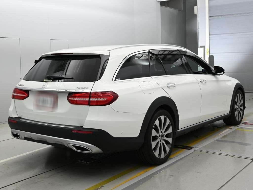 MERCEDES BENZ E-CLASS ALL-TERRAIN