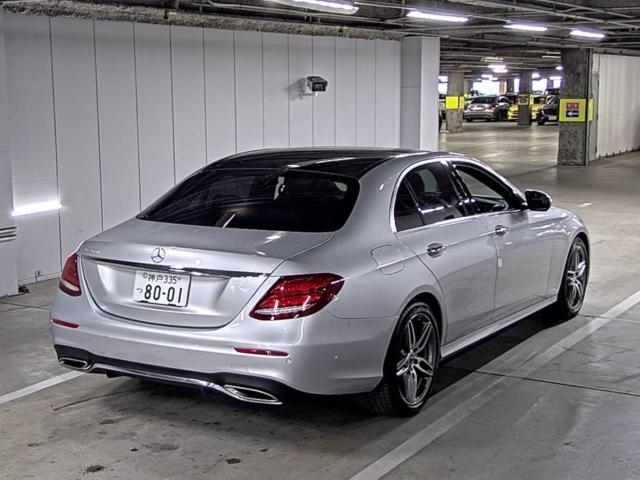 MERCEDES BENZ E CLASS