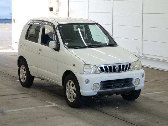 DAIHATSU TERIOS KID