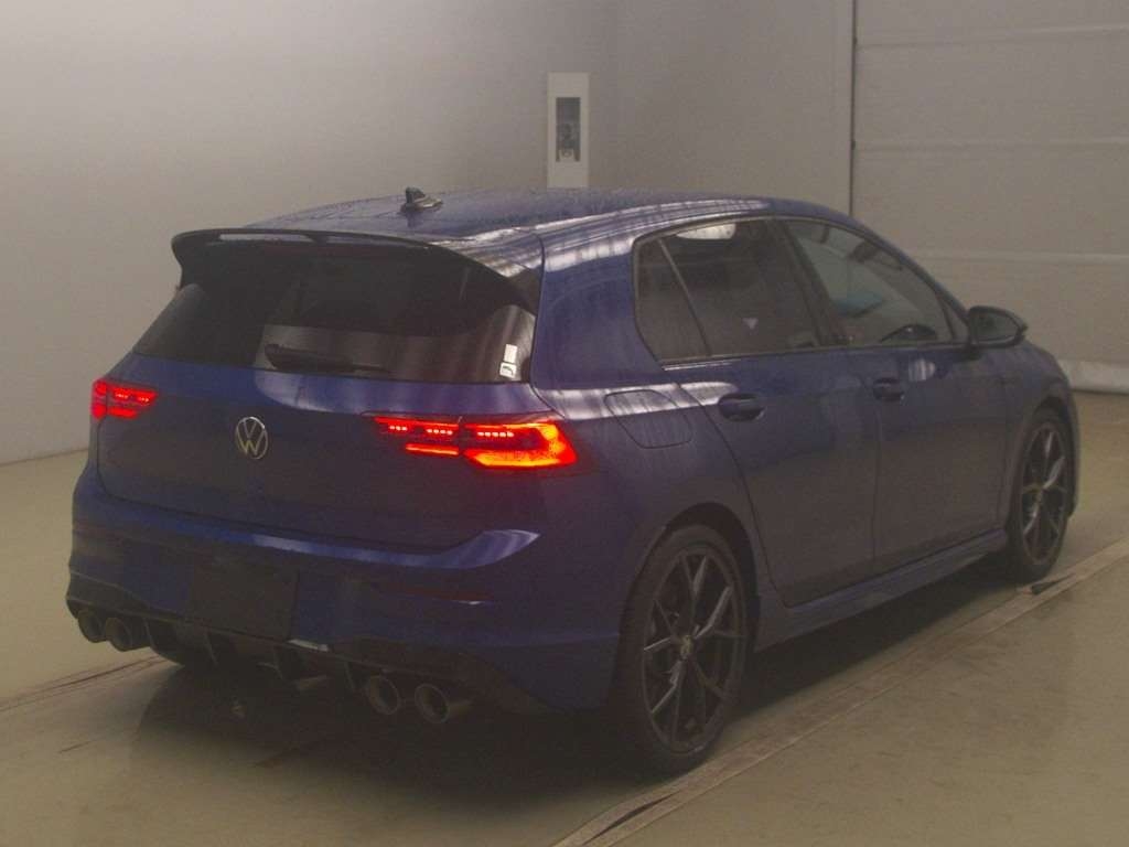 VOLKSWAGEN GOLF R