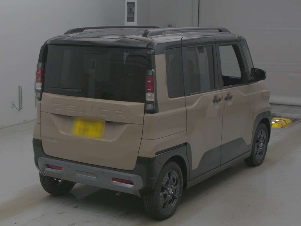 MITSUBISHI DELICA MINI