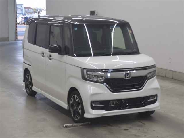 HONDA N BOX CUSTOM
