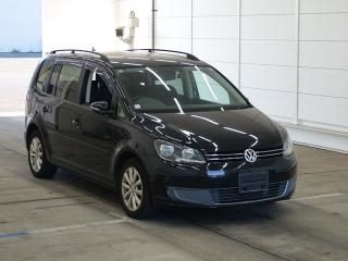 VOLKSWAGEN GOLF TOURAN