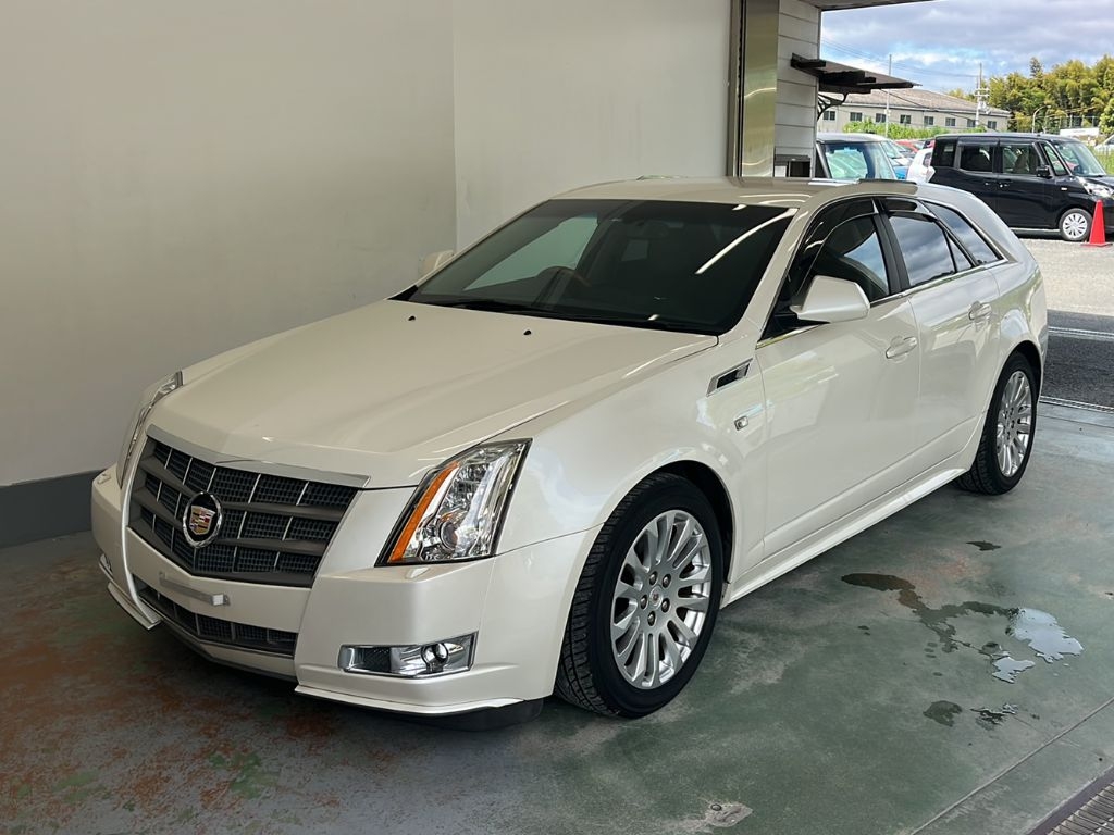 CADILLAC CTS SPORT WAGON