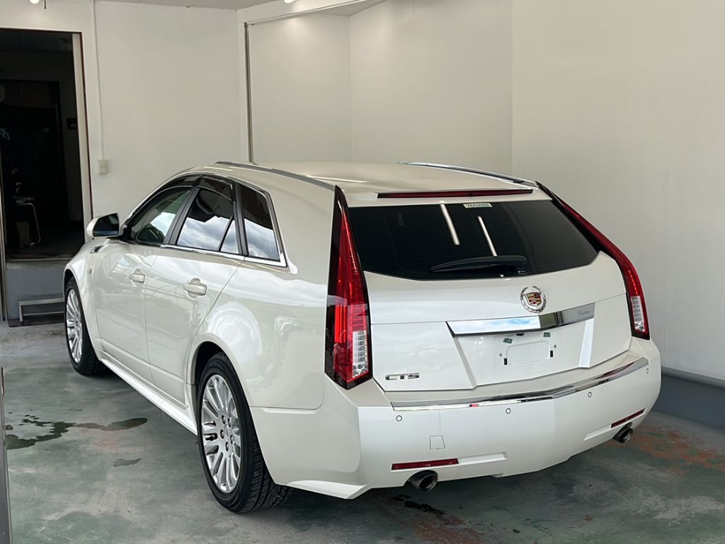 CADILLAC CTS SPORT WAGON