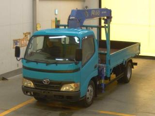 TOYOTA DYNA