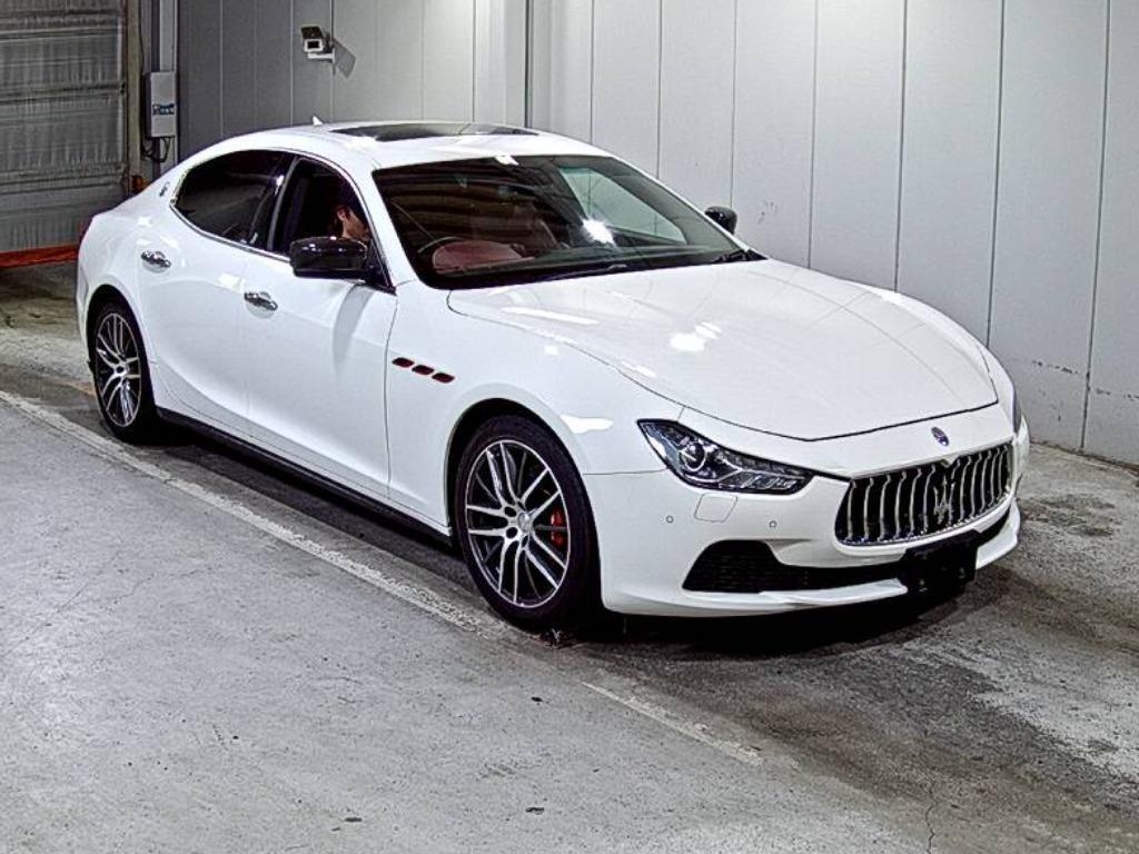 MASERATI GHIBLI