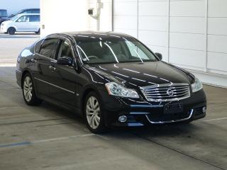 NISSAN FUGA
